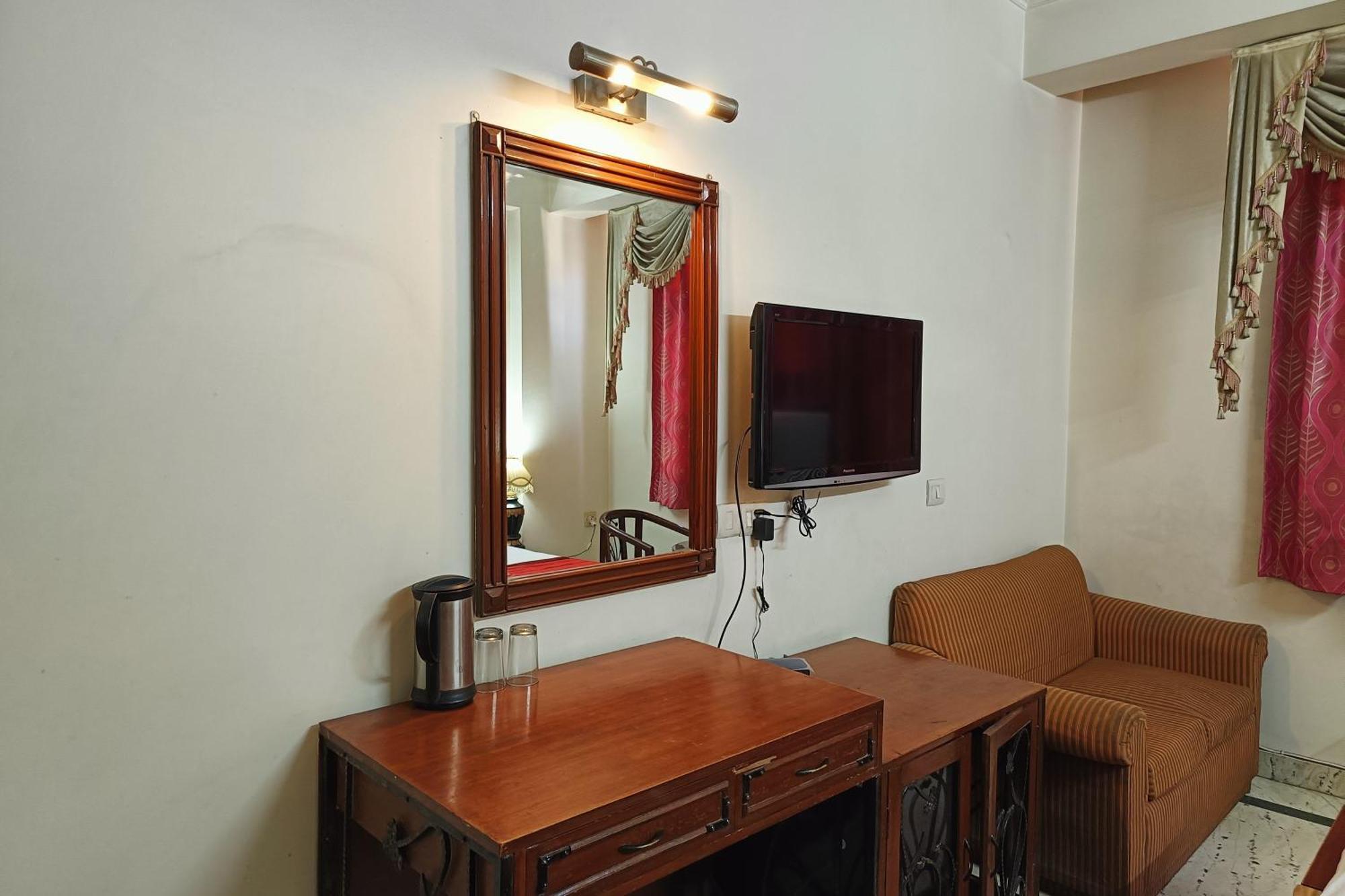 Spot Inn Hostel Нью-Делі Екстер'єр фото