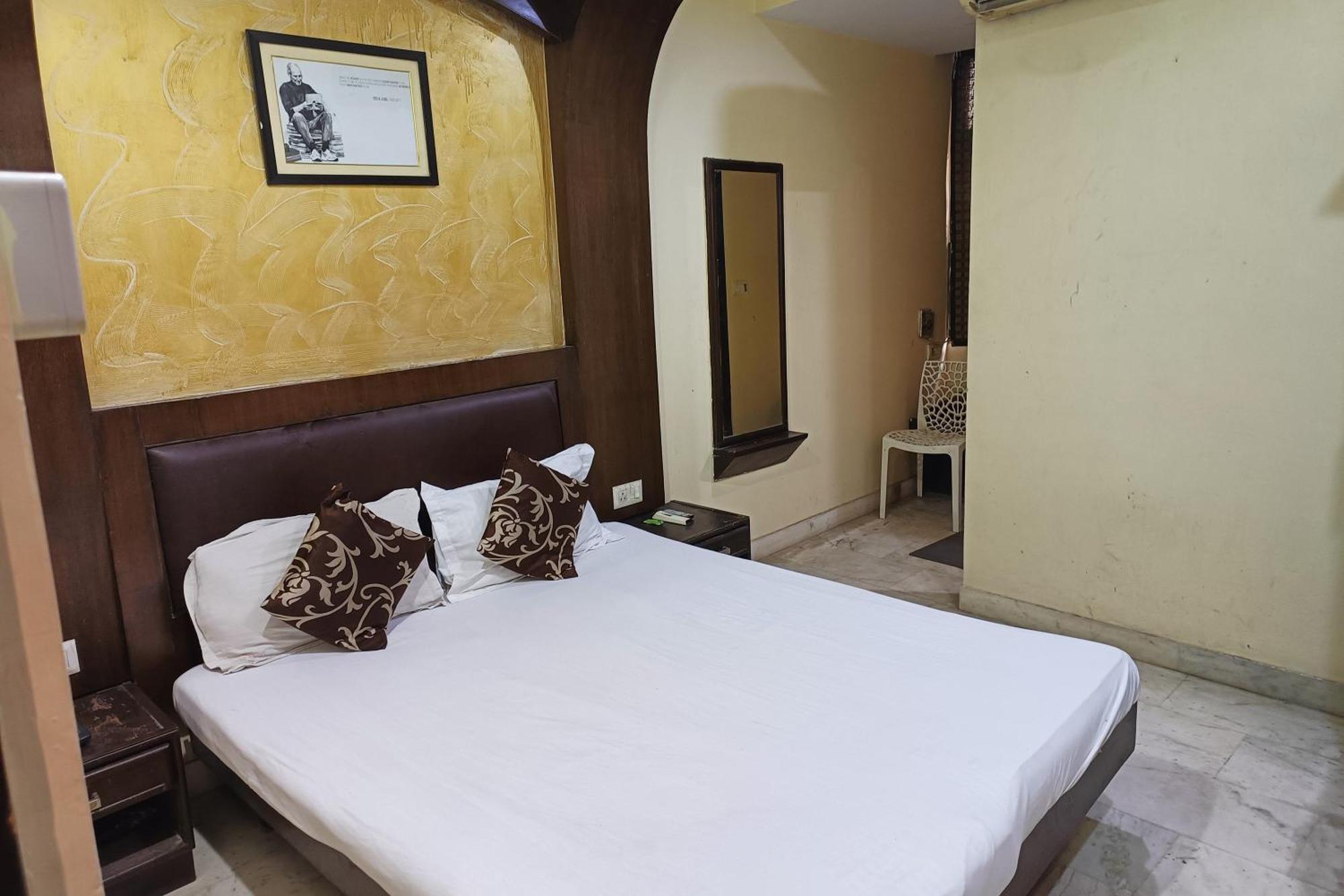 Spot Inn Hostel Нью-Делі Екстер'єр фото