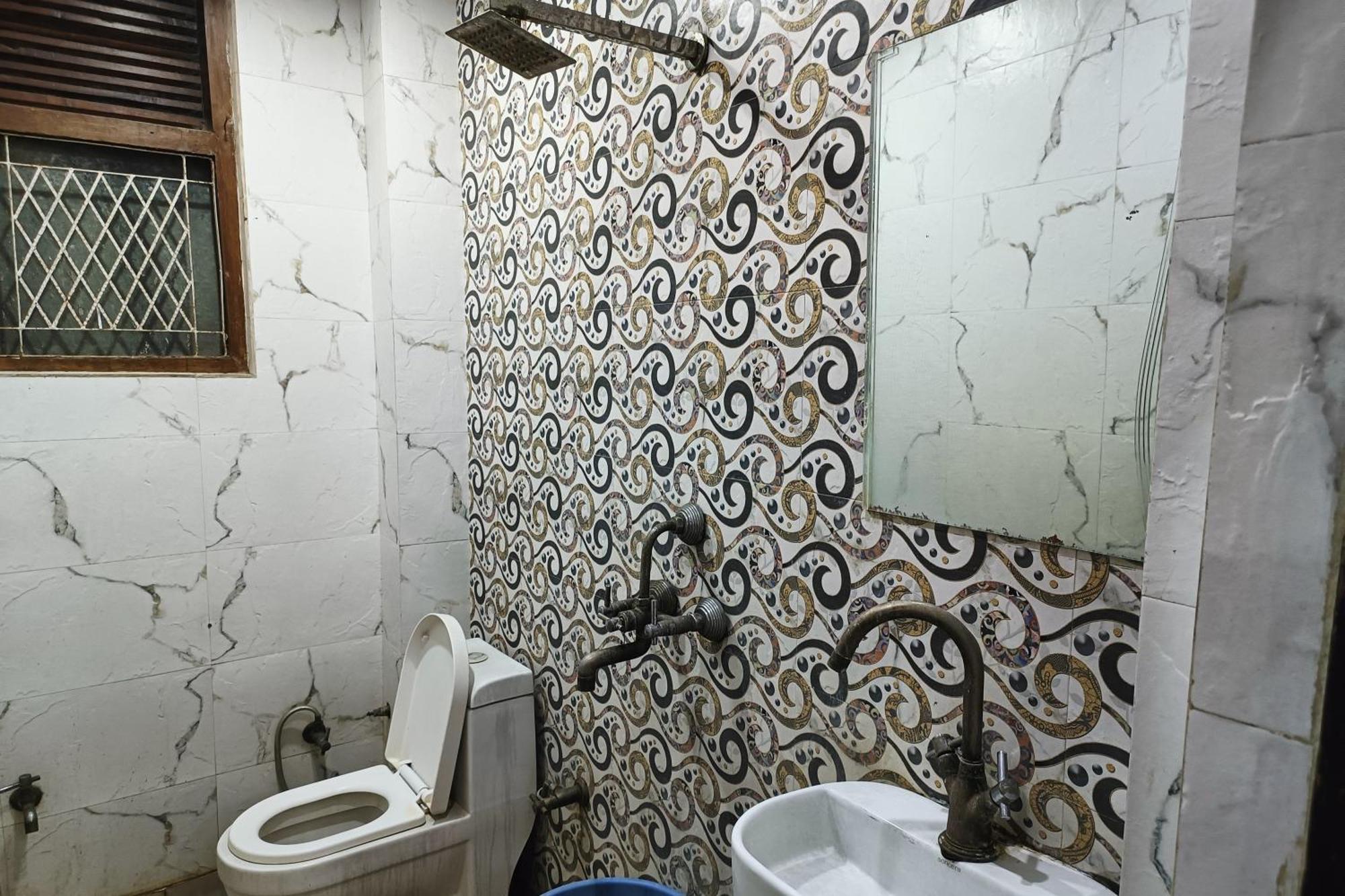 Spot Inn Hostel Нью-Делі Екстер'єр фото