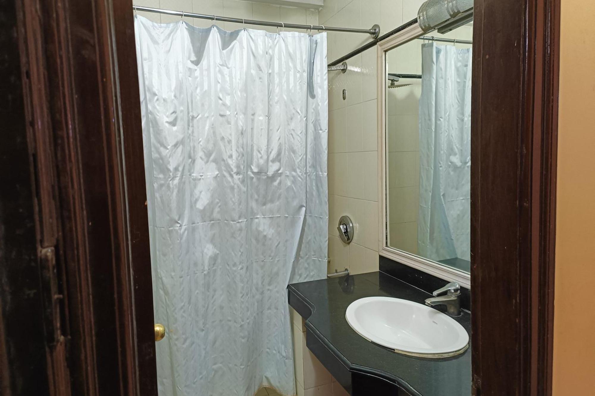 Spot Inn Hostel Нью-Делі Екстер'єр фото