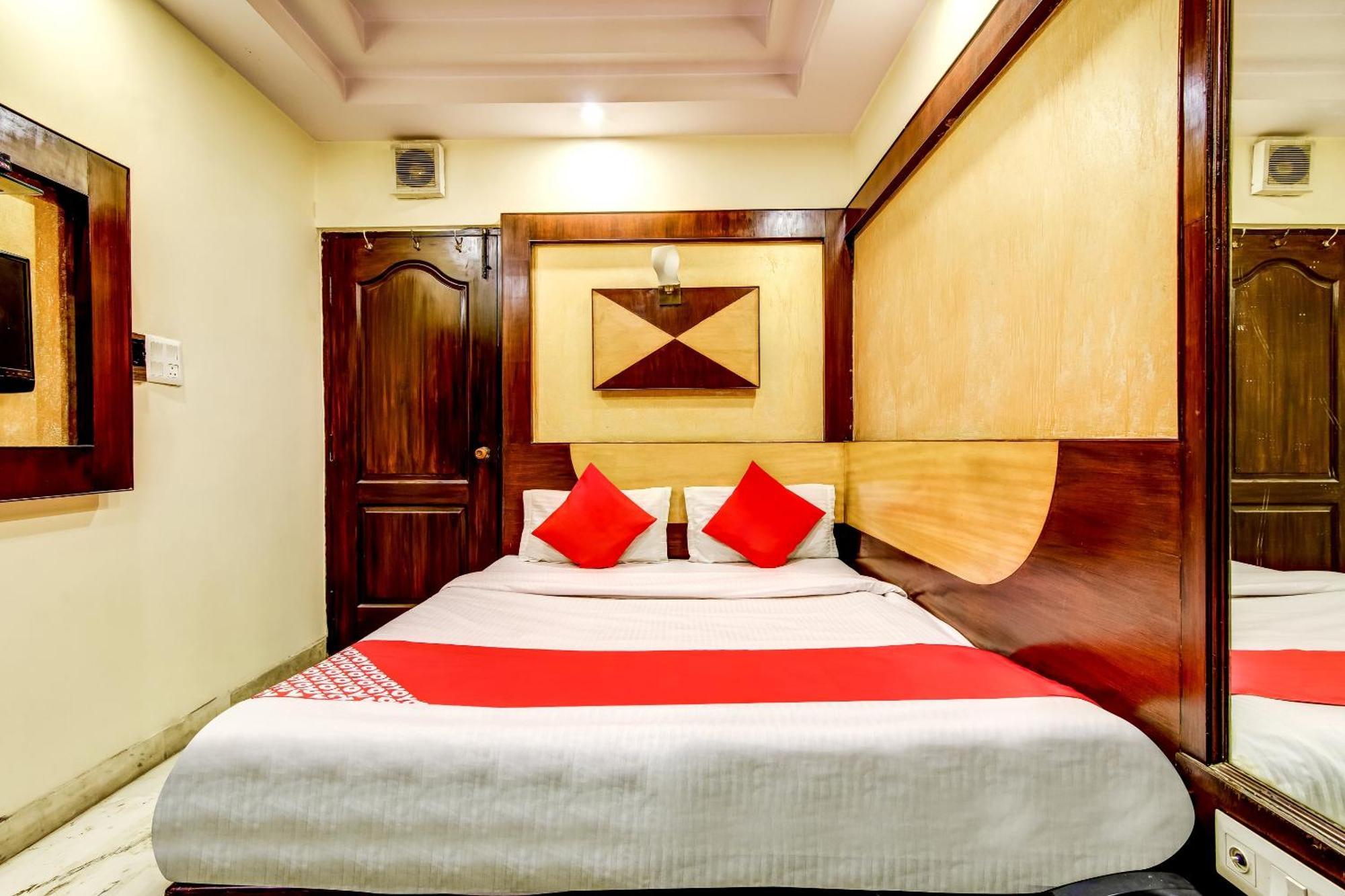 Spot Inn Hostel Нью-Делі Екстер'єр фото