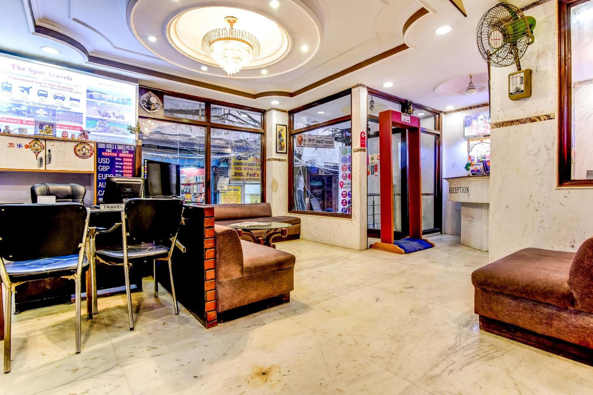 Spot Inn Hostel Нью-Делі Екстер'єр фото